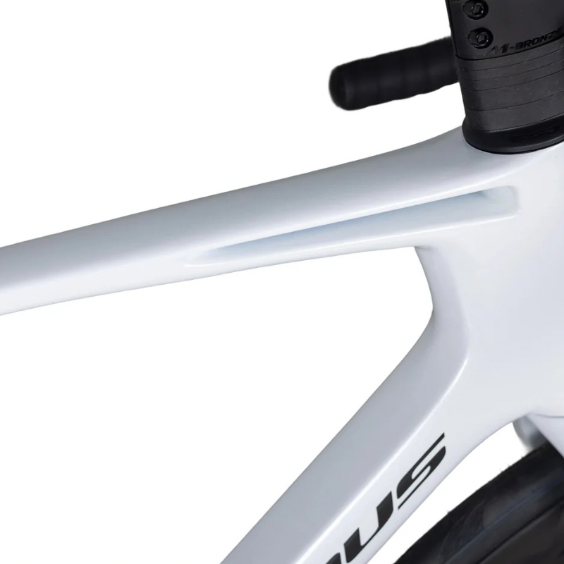 Pardus Robin Sport 105 Di2 Carbon Road Bike with Carbon Wheels